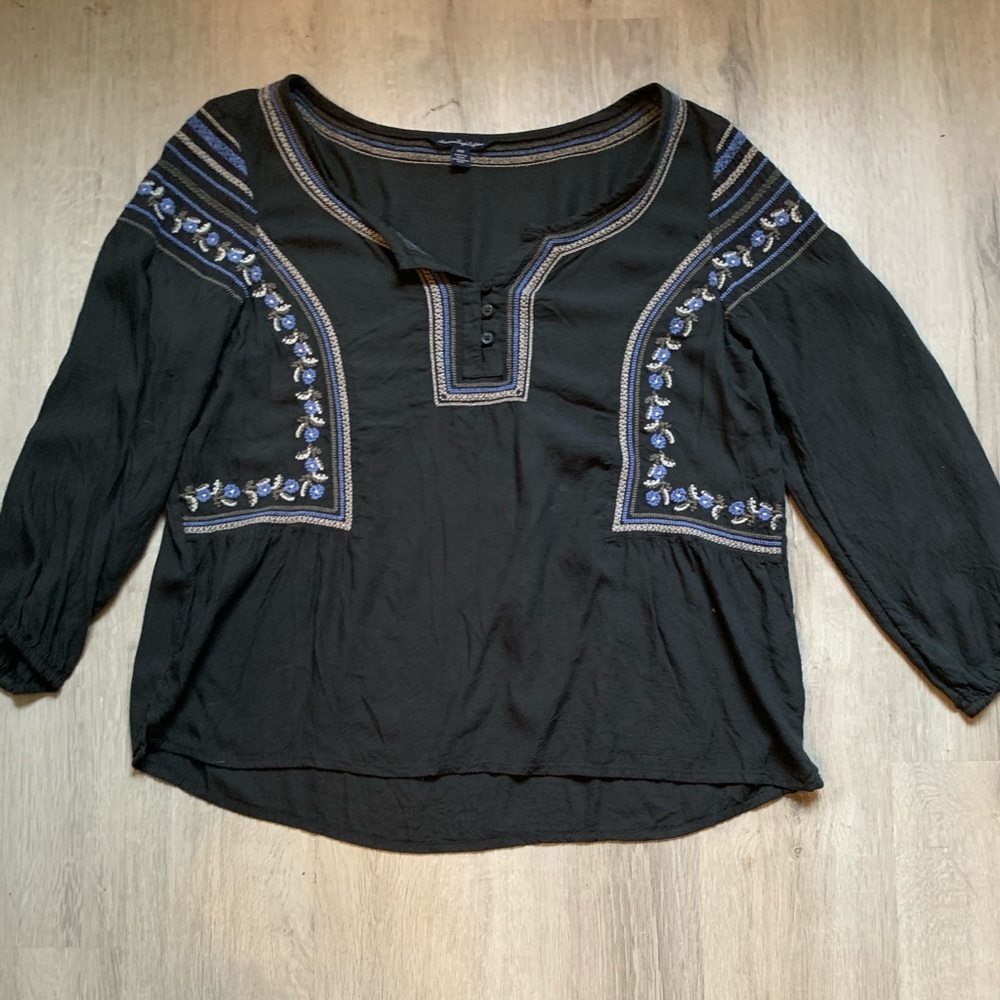 American Eagle Boho shirt
